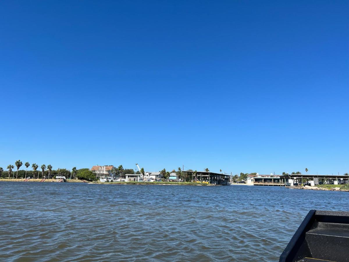 Bluff'S Landing Lodge