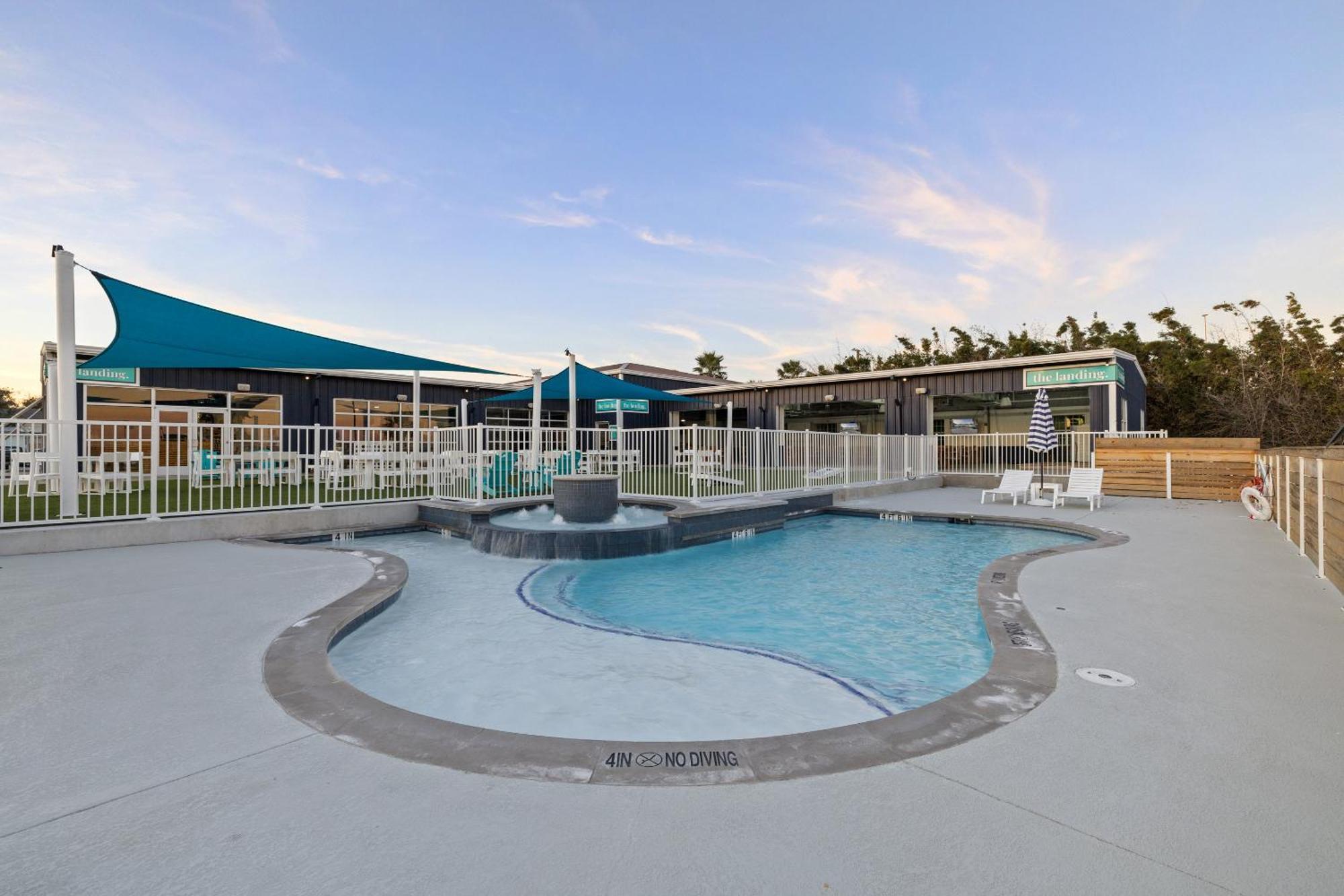 Bluff'S Landing Lodge Hotel 2*